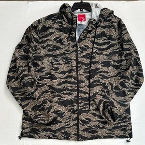 New Guess Men's Black and Tan Patterned Windbreaker